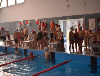 Sztafeta pływacka 100x100m z okazji 100-lecia odzyskania niepodległości przez Polskę - zdjęcie18