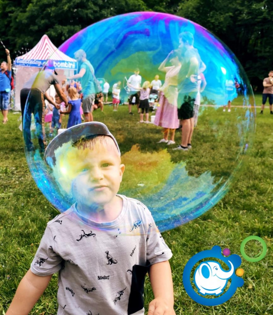 BUBBLE DAY - Dzień Baniek Mydlanych